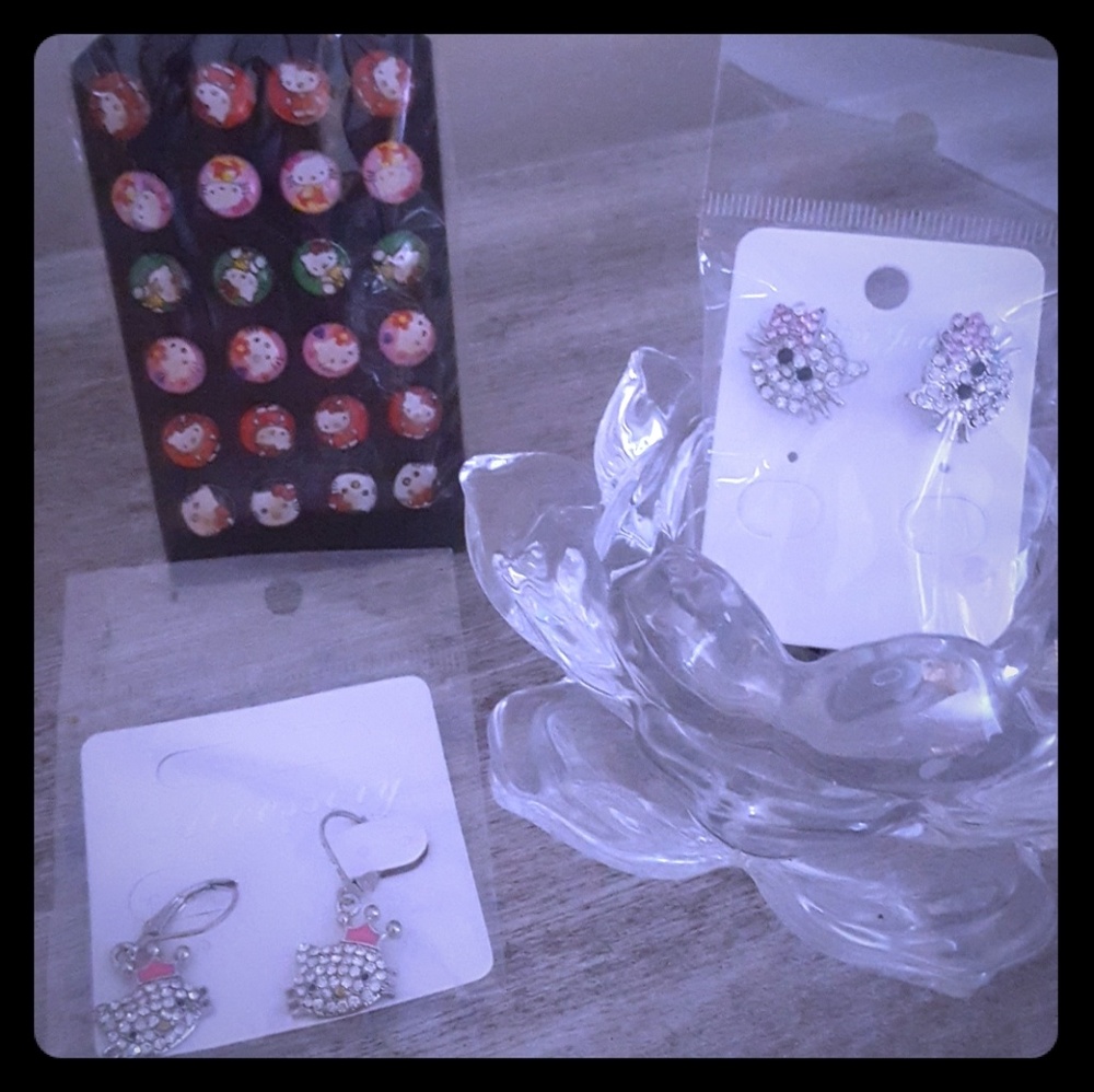 Hello Kitty Earings
